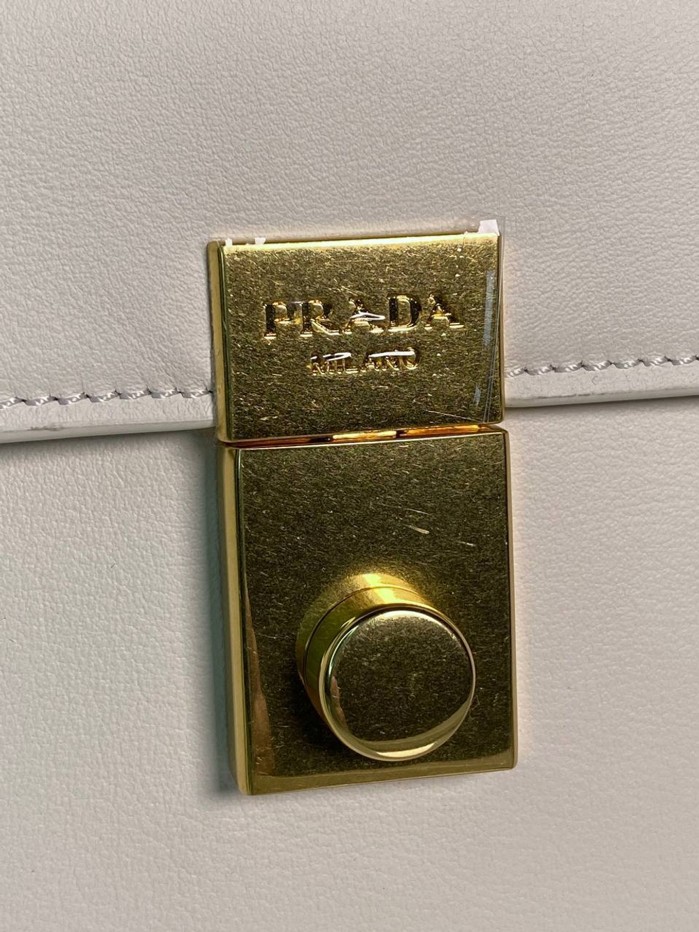Сумка Prada