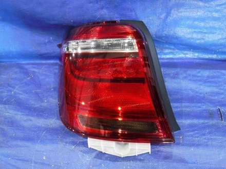 стоп левый Toyota Corolla Axio NRE161 12-598