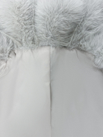 Полушубок Hestovrviio L833-3 однотонный пушистый c широким воротником