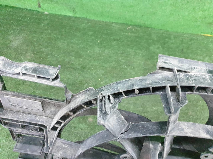 Диффузор с вентилятором Jaguar F-PACE (2016-н.в.)