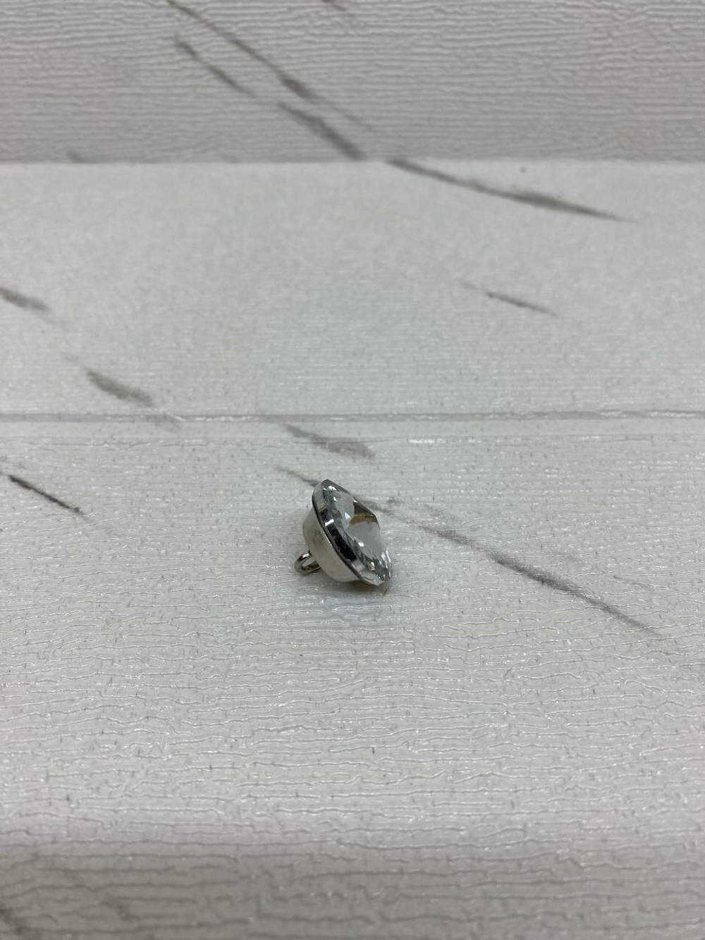 Стразы диаметр 18/10 штук/Для мебели