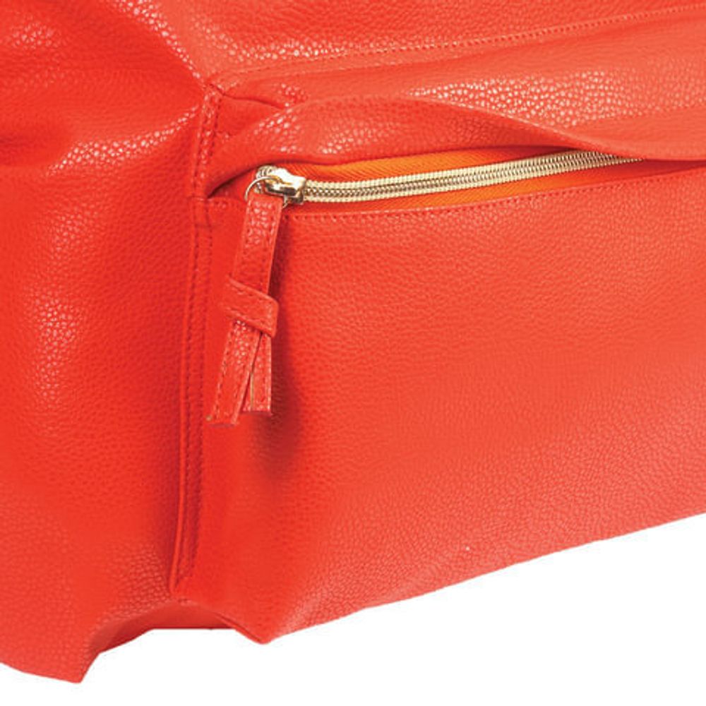 Рюкзак BRAUBERG молодежный, сити-формат, "Селебрити", искуственная кожа, красный, 41х32х14 см, 227099