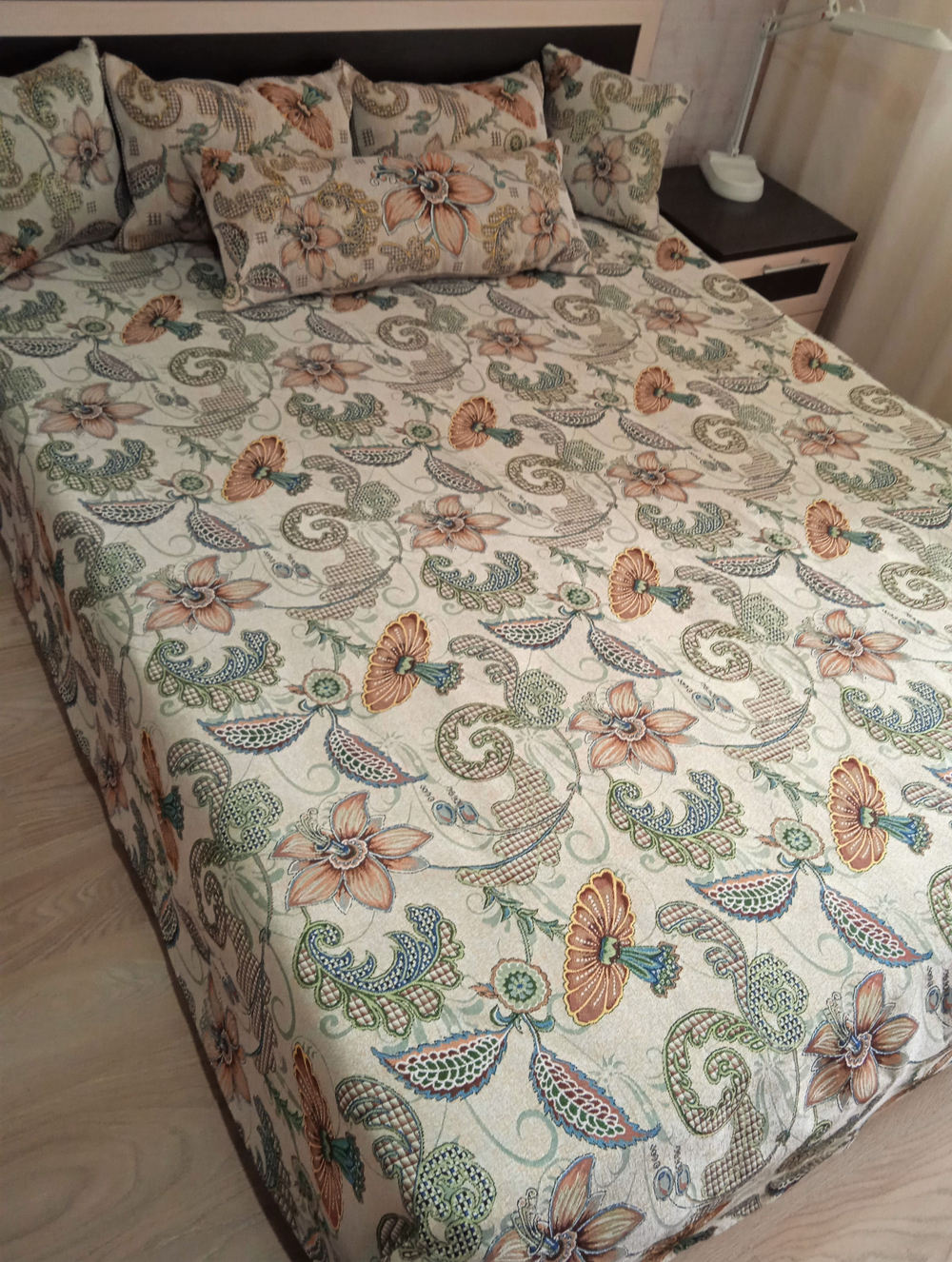 Покрывало гобеленовое Гибискус 2-спальный (180х200)