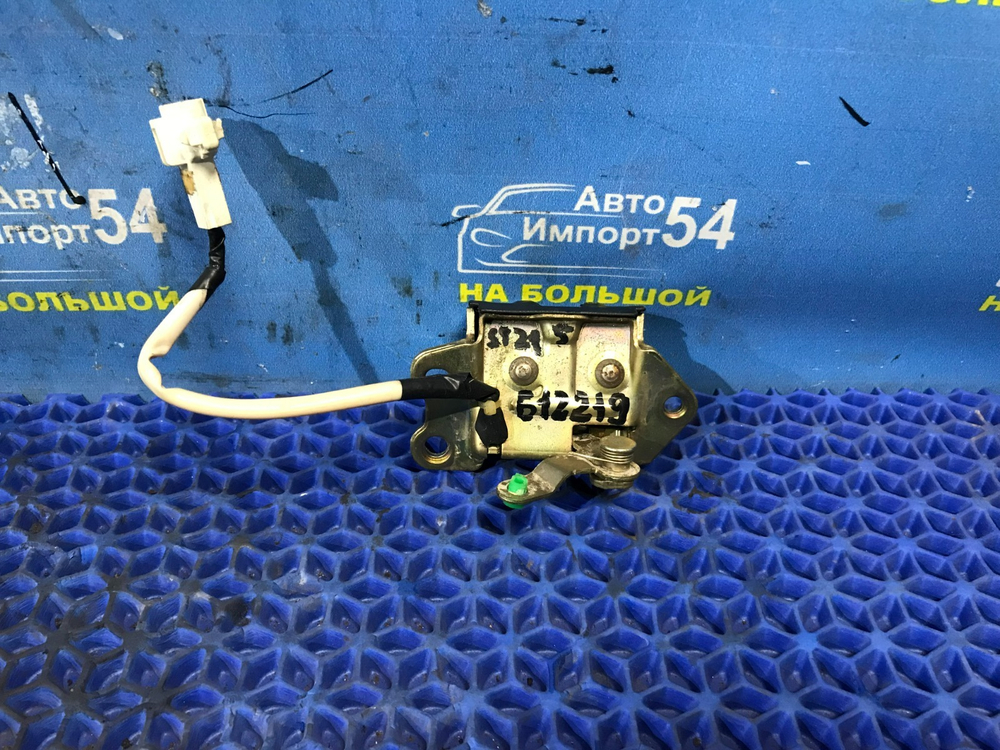 Замок багажника TOYOTA CALDINA 1997-2002