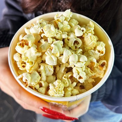 Вендинговый автомат для продажи попкорна "Поп Корн"