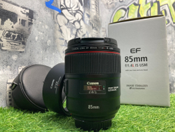 Canon EF 85mm 1.4L IS USM