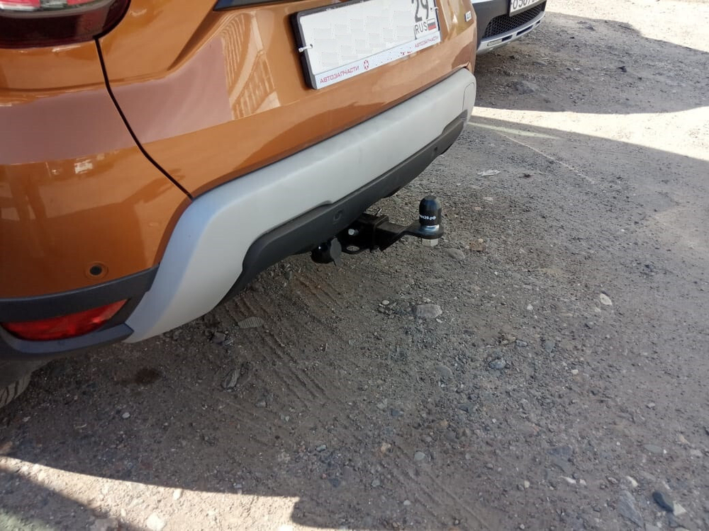 Фаркоп под квадрат для Renault Duster, с 2021-, Бизон.FA 0270-E