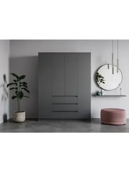 Шкаф для одежды распашной с полками 160х50х210 см Мори