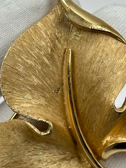 Брошь Листик Trifari