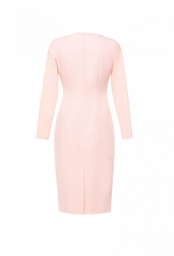 Платье футляр розовое с фигурным вырезом горловины 18-03-19FW