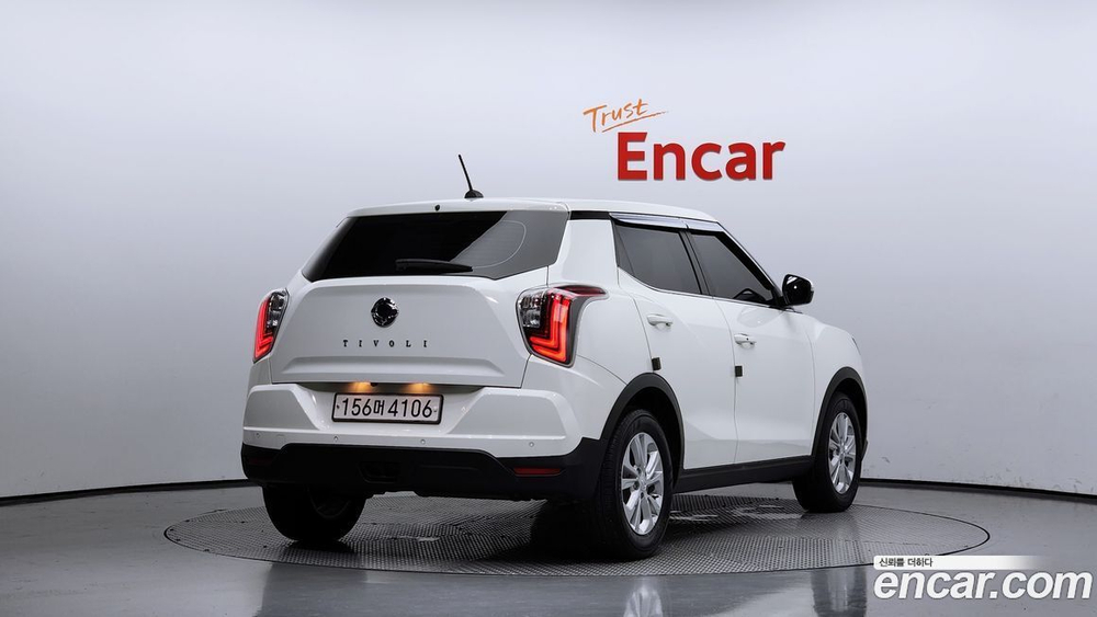KG Mobility (Ssangyong) Very New Tivoli Дизель 1.6 2WD (08.2019)