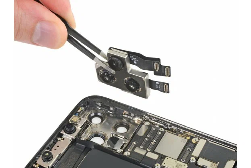 Замена микрофона основной камеры на iPhone 14 Pro