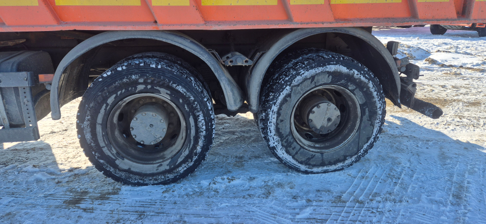 КамАЗ 6520 6x4 Самосвал 6520-3026041-53 (Дизельный, 11,8 л, 400 л.с., МТ)