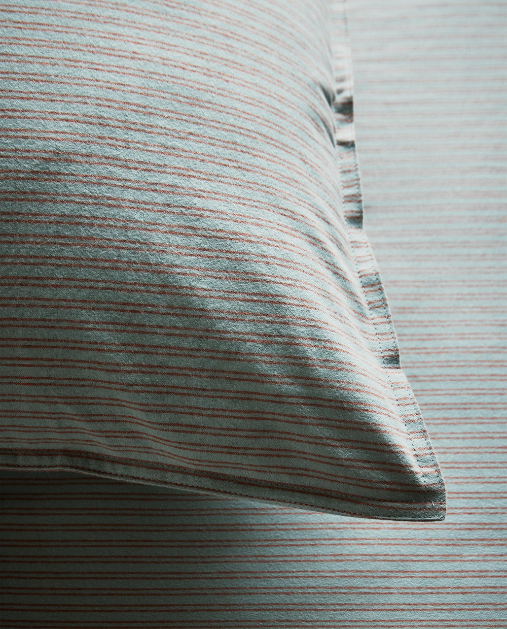 Наволочка Zara Home фланель, хлопок 100%, в полоску, 2611/091