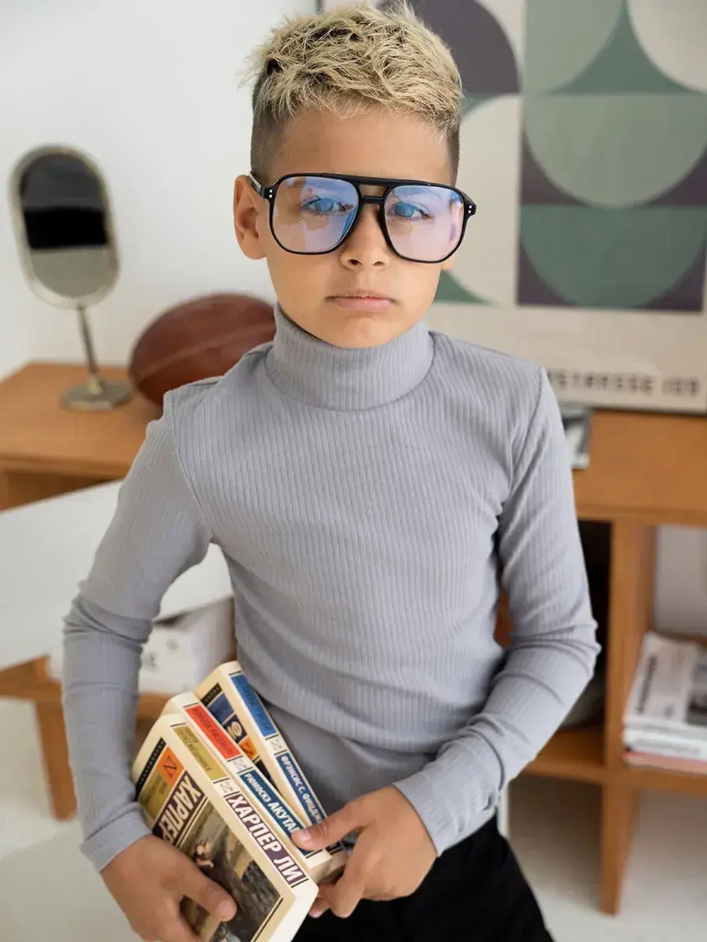 Водолазка для мальчика на осень школьная