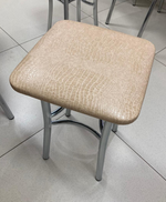 Табурет Квадрат каркас хром основание экокожа бежевый крокодил