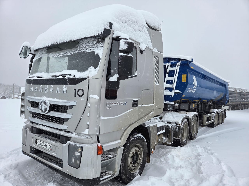 HONGYAN CQ* 6x4 Седельный тягач CQ4256HTVG334 (Дизельный, 8,7 л, 388 л.с., МТ)