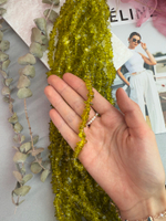 Стеклянные бусины галька, 5-8 мм, нить 80 см, Оливковый