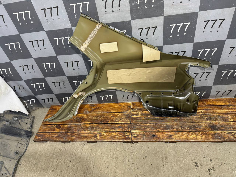 Крыло заднее правое Toyota Camry (XV50) 11-17 Б/У Оригинал 6160133350