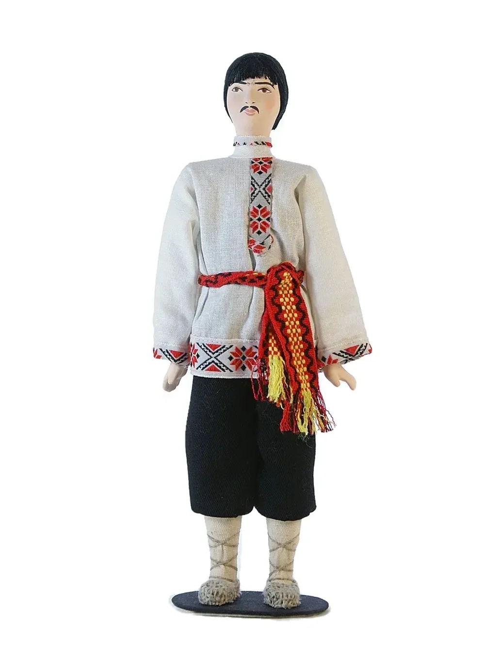 Кукла коллекционная Чуваш в праздничном костюме