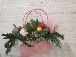 Композиция в сумочке "Нежный аромат праздника "