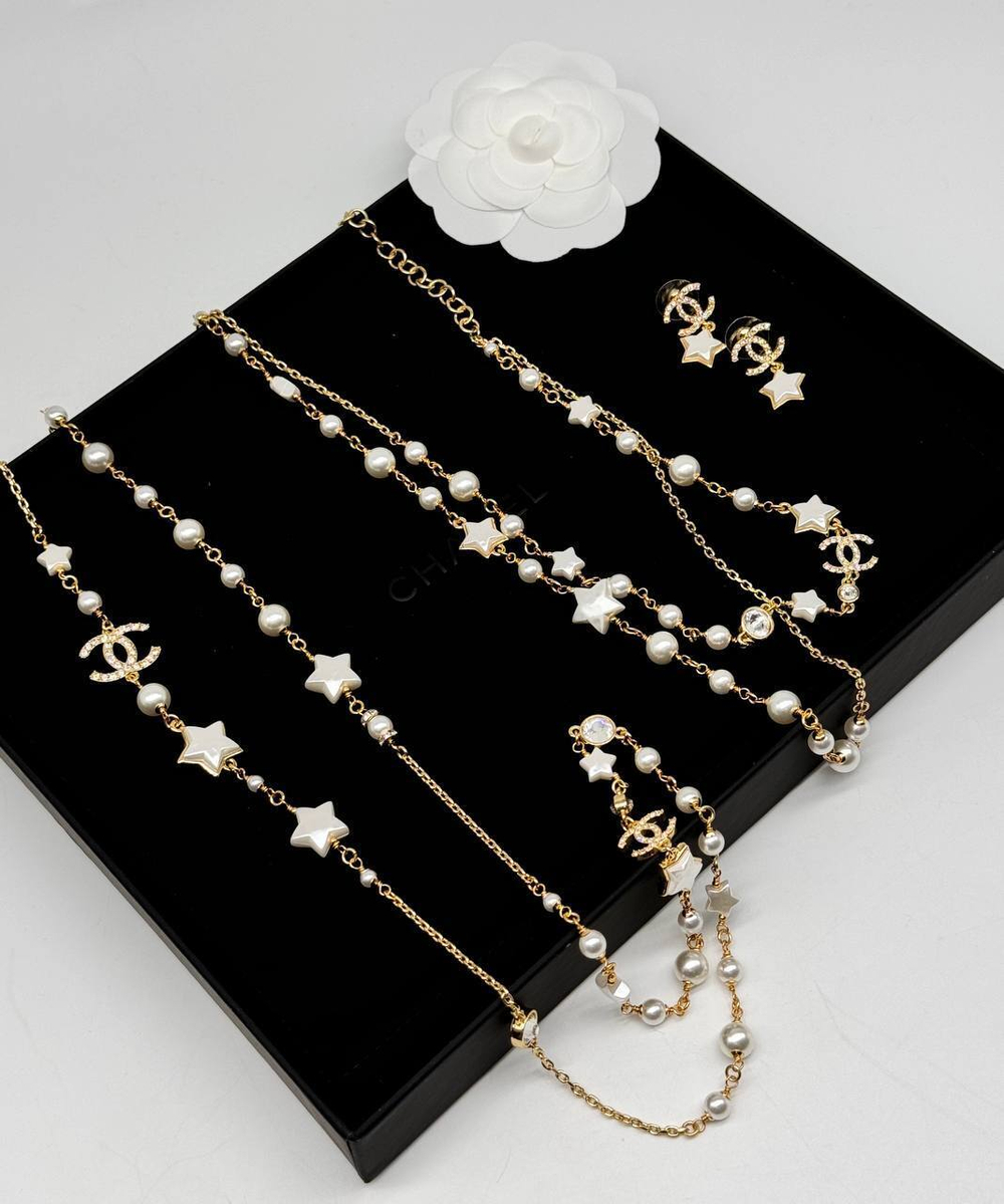Бусы CHANEL