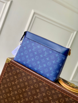 Louis Vuitton Pochette Voyage Souple
