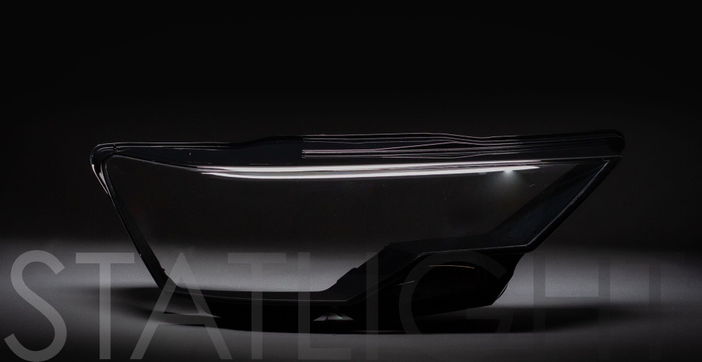 Правое стекло фары AUDI A6 C8 2018-2023