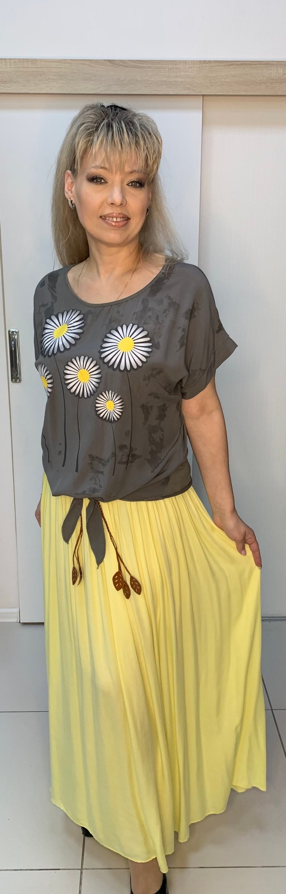 Итальянская длинная юбка на широком поясе