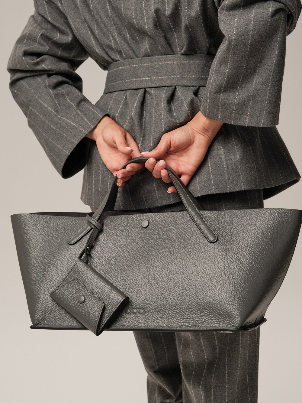 Женская кожаная сумка DBR 31136 мышиный