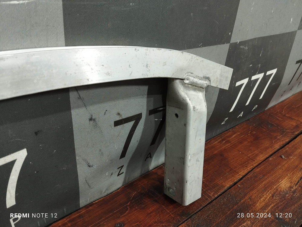 Усилитель переднего бампера BMW X3 (G01) 17-нв Б/У Оригинал 51117399912