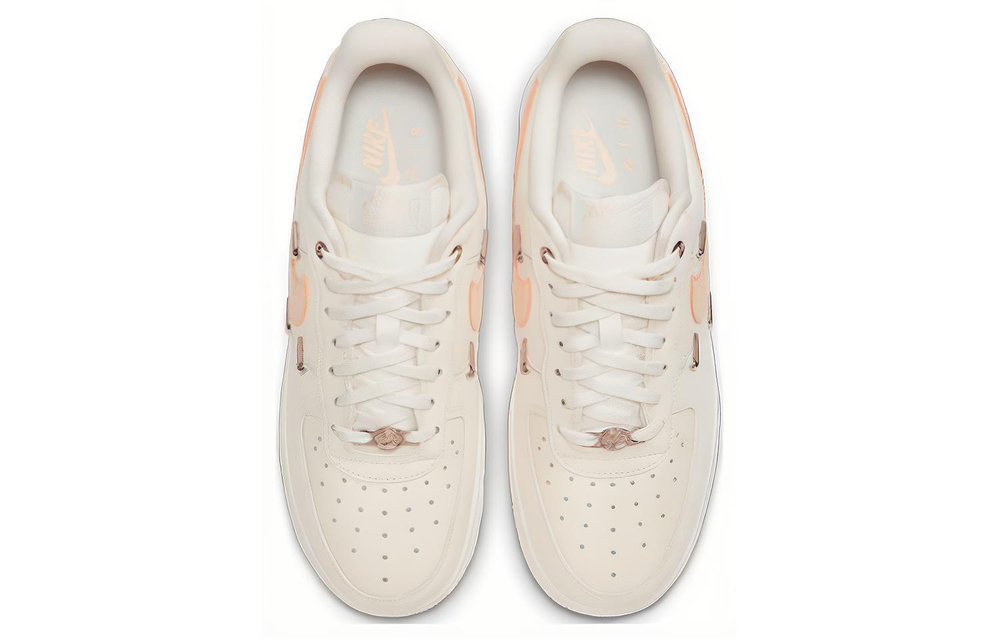 Кроссовки Nike Air Force 1 '07 Lx (Женская размерная сетка)