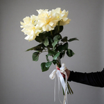 Букет из 5 белых французских роз