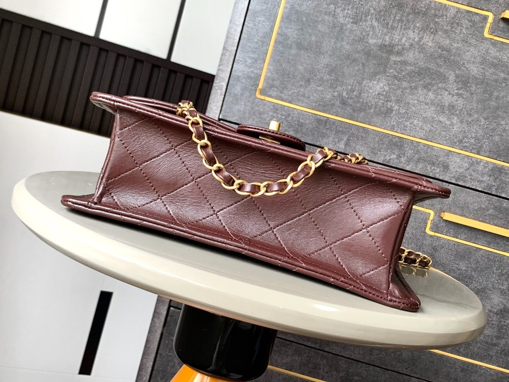 Chanel Bag 28 cm