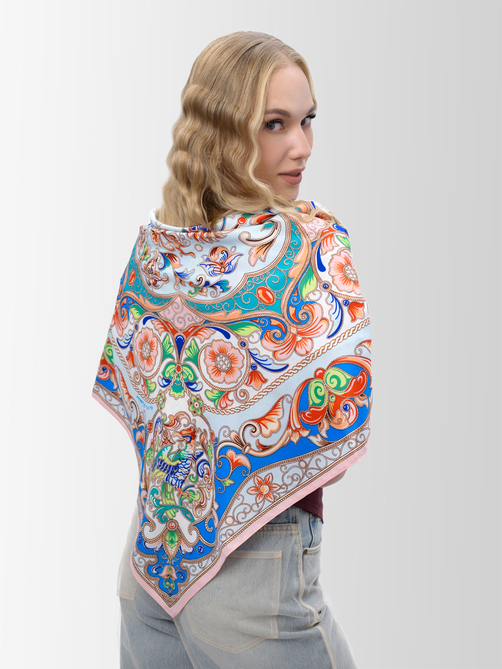 Платок «Шедевры русских эмальеров»