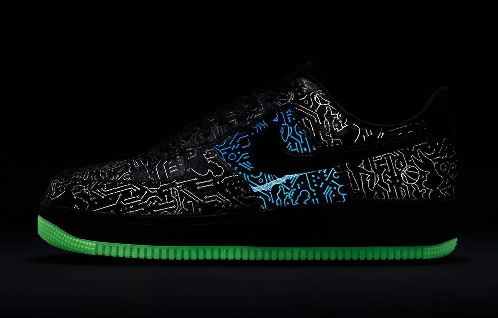 Кроссовки Nike Space Jam '07 "Computer Chip"