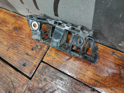 Кронштейн переднего бампера левый VW Tiguan 1 11-18 Б/У Оригинал 5NU807183