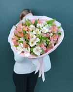 Букет белая и розовая альстромерия 9шт(00438)