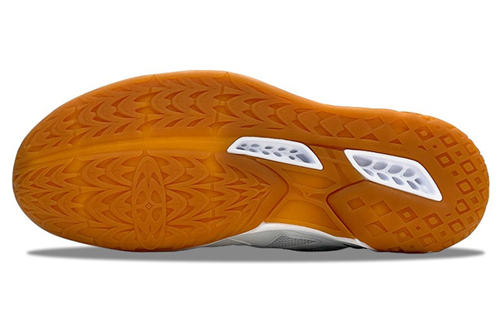 Mizuno Thunder Blade 3 "White Black Gold"