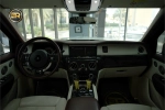 Rolls Royce Cullinan White Black Badge