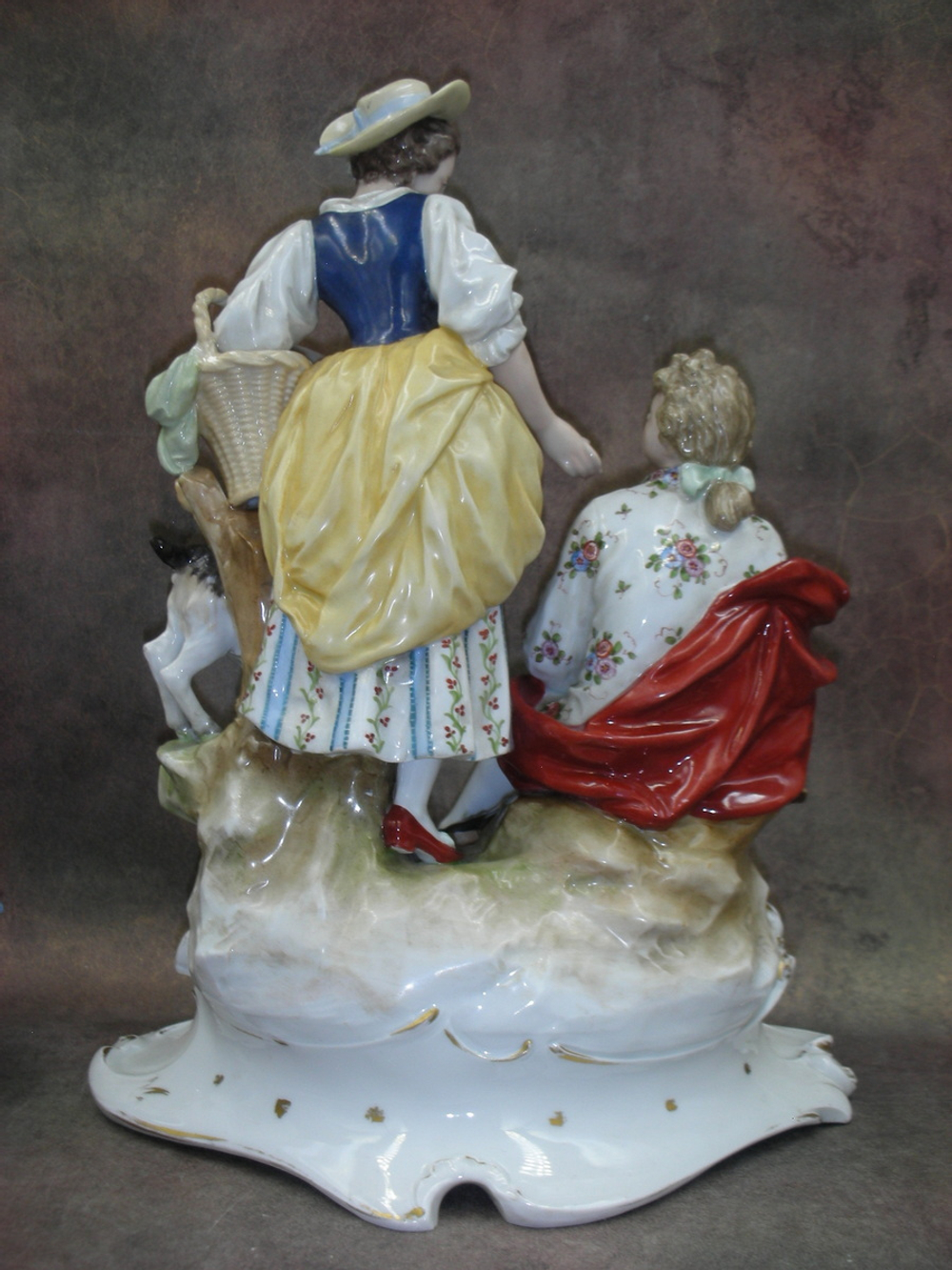 Статуэтка. Фарфор. Романтическая встреча. Karl ENS. Германия