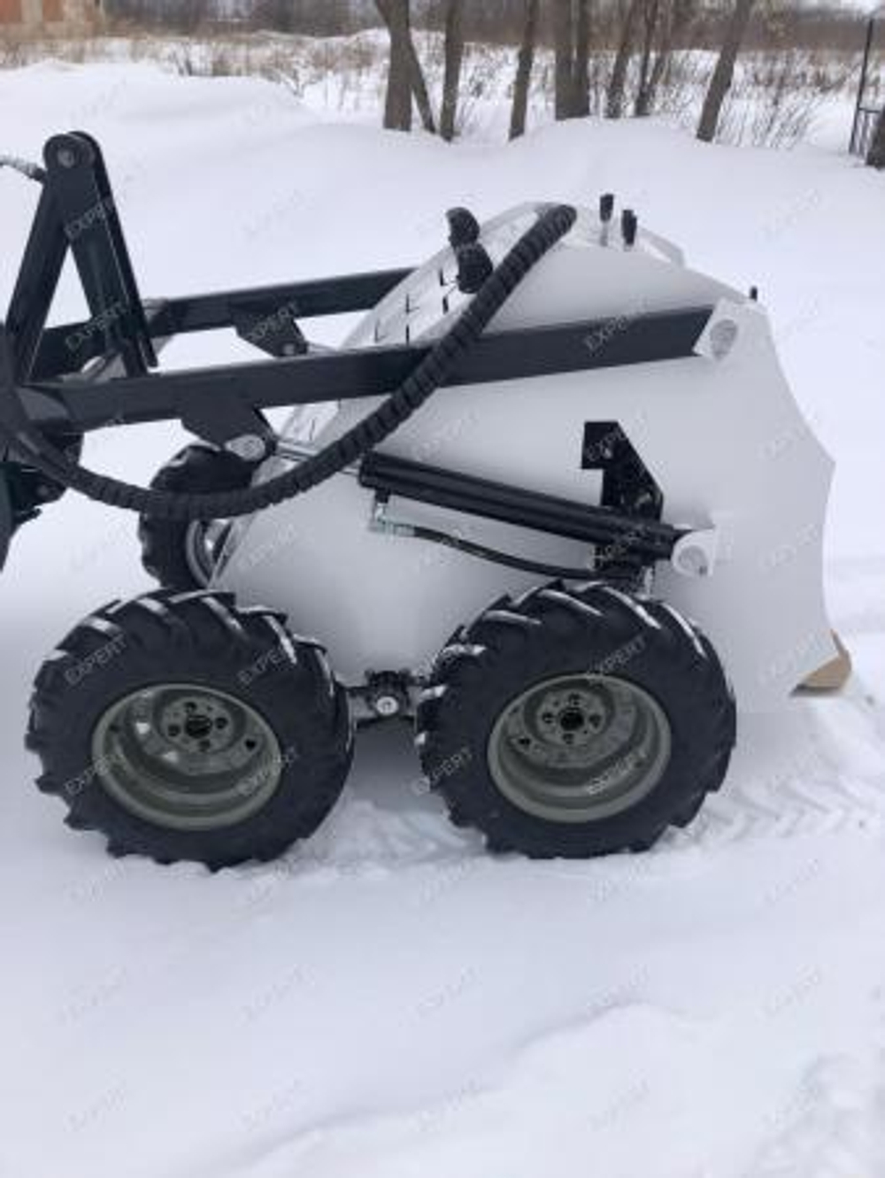 Мини-погрузчик EXPERT-X