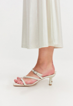 Босоножки // Nata // Milky