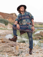 Пончо шерстяное с орнаментом