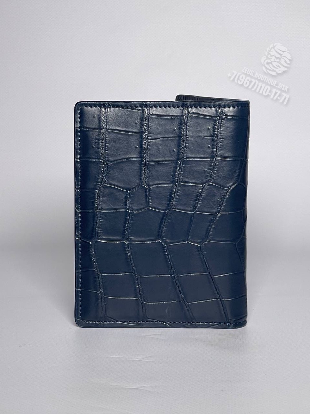 Обложка для паспорта Zilli из кожи крокодила
