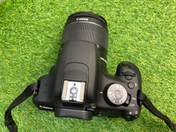 Canon 1200D kit 18-55mm 3.5-5.6 IS II 1000 кадров