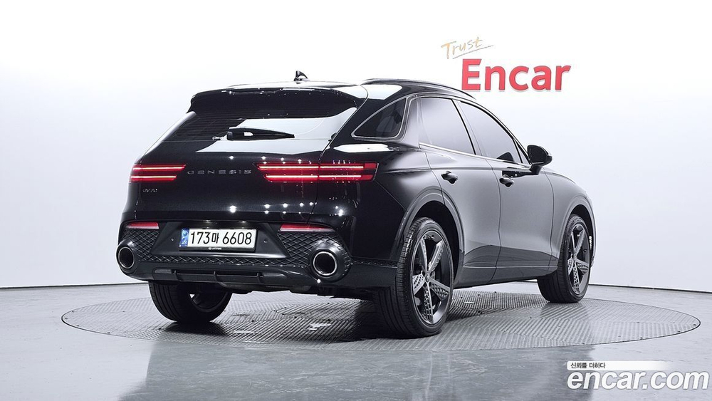 Genesis GV70 2.5T Бензин 2WD (04.2021)