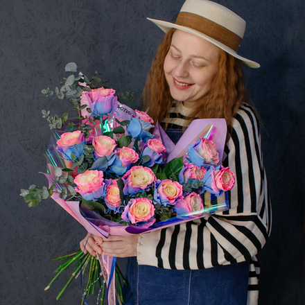 158. Нежный необычный букет из роз сорта Барби