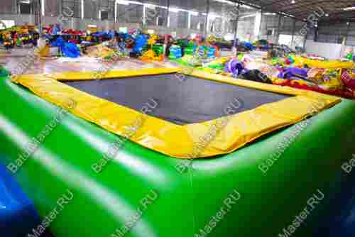 Элемент аквапарка "Bouncer" прямоугольный, 6*6*0,8 м.