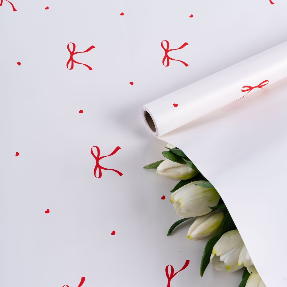 Пленка матовая &quot;Лента любви&quot; 57см*10м Белая с красными бантами